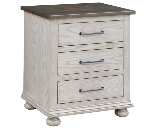 Hickory Grove 3 Drawer Nightstand